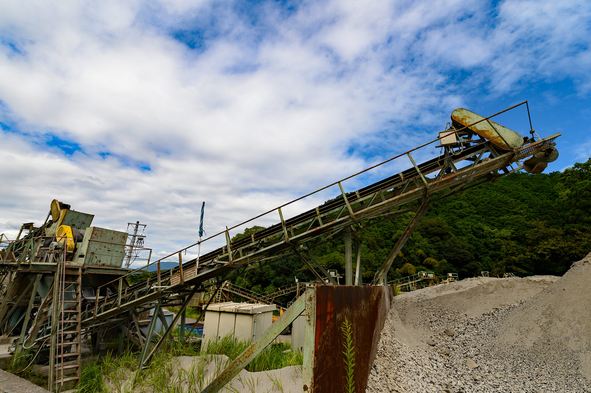 slide-construction-06